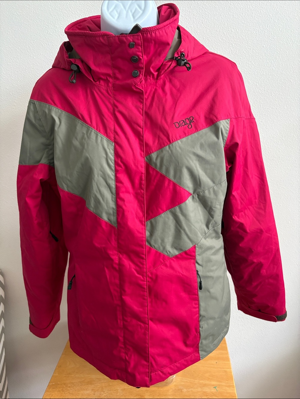 Orage Ski Snowboarding Insulated Hooded Jacket Size Small